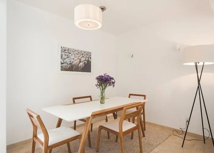 Condesa Amsterdam 101 Serene 1 Bed1bath On Amsterdam Av Apartamento *